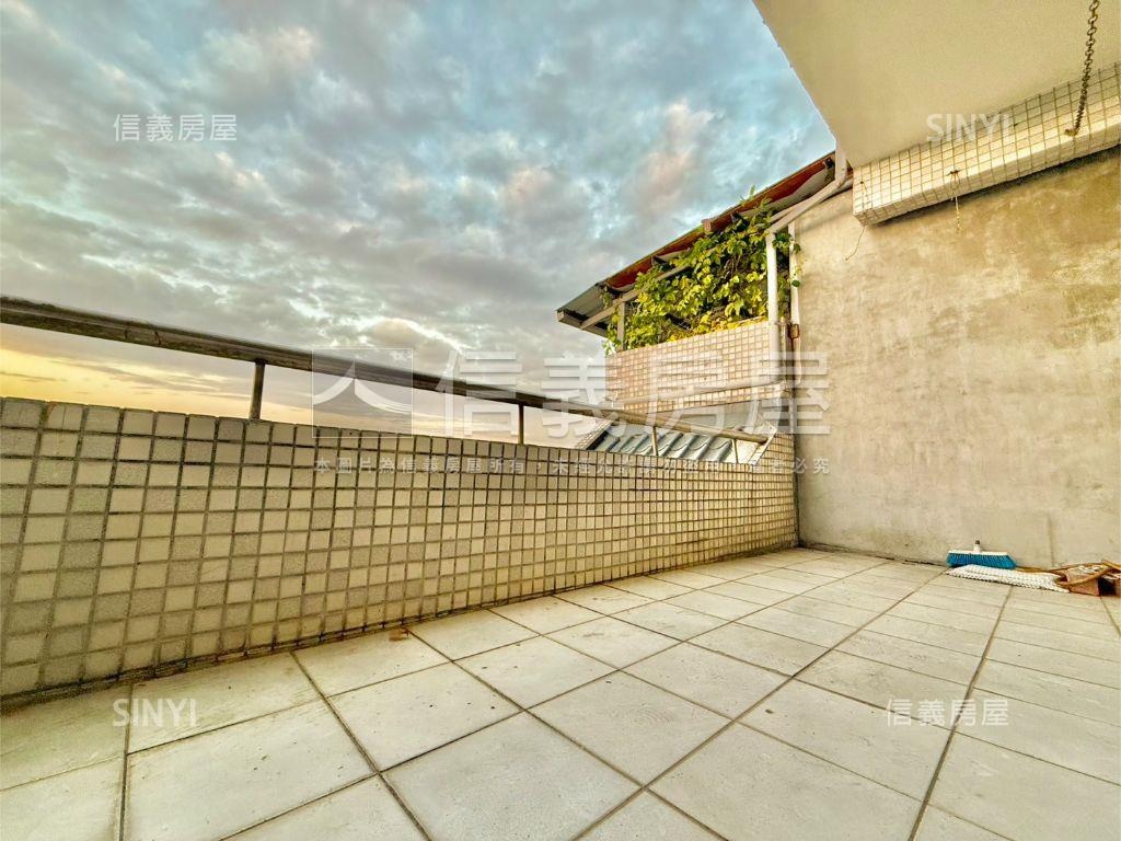 小城大坪數屋況佳美景透天房屋室內格局與周邊環境