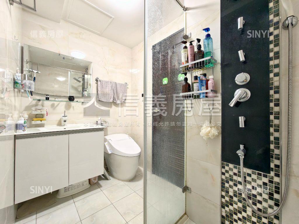 勤樸富邑陽光裝潢兩房房屋室內格局與周邊環境