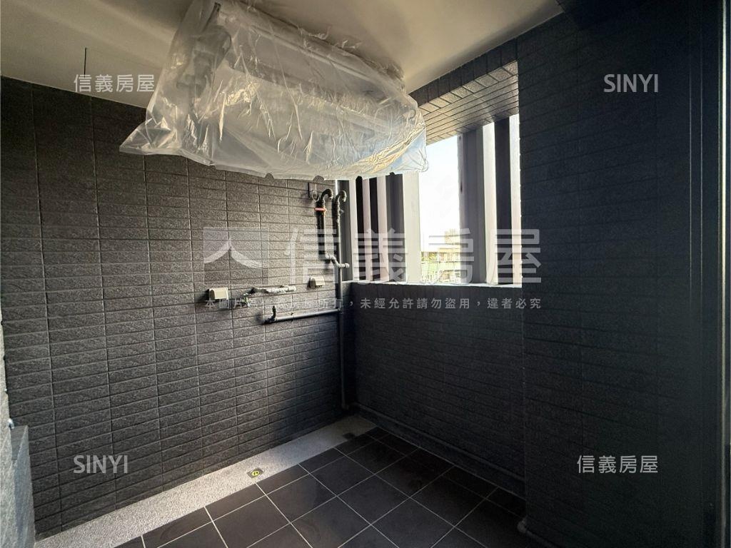 西區全新富宇兩房平車房屋室內格局與周邊環境