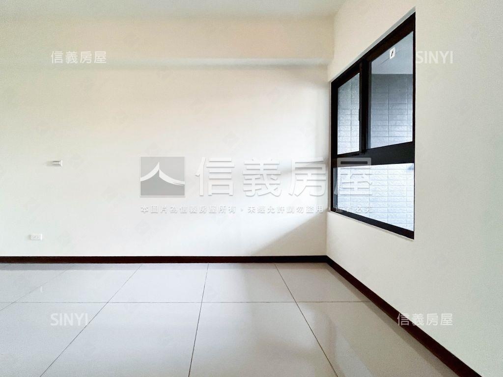 西區全新富宇兩房平車房屋室內格局與周邊環境