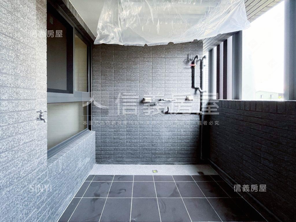 西區全新富宇兩房平車房屋室內格局與周邊環境