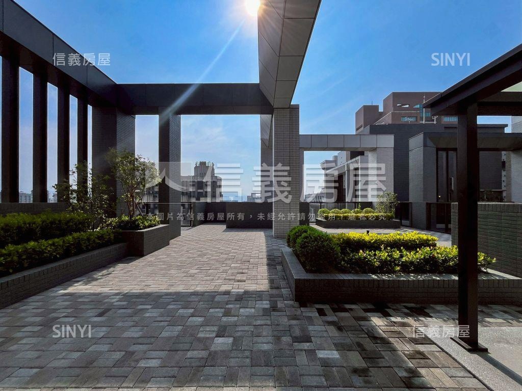 西區全新富宇兩房平車房屋室內格局與周邊環境