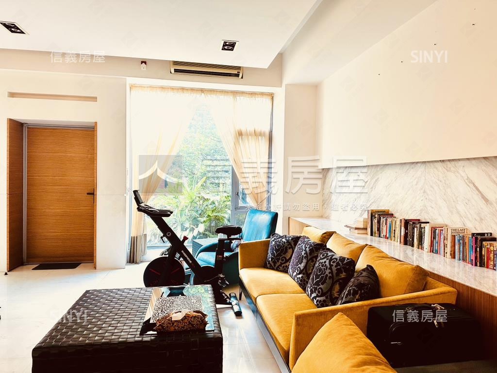 臨公園庭院一樓房屋室內格局與周邊環境