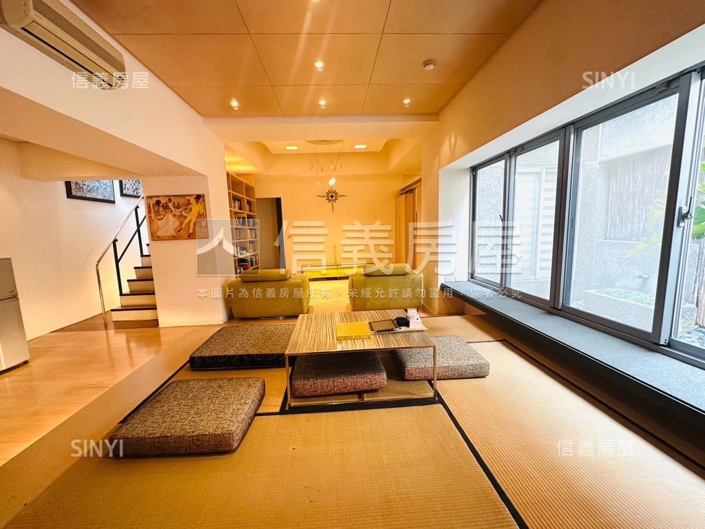 臨公園庭院一樓房屋室內格局與周邊環境