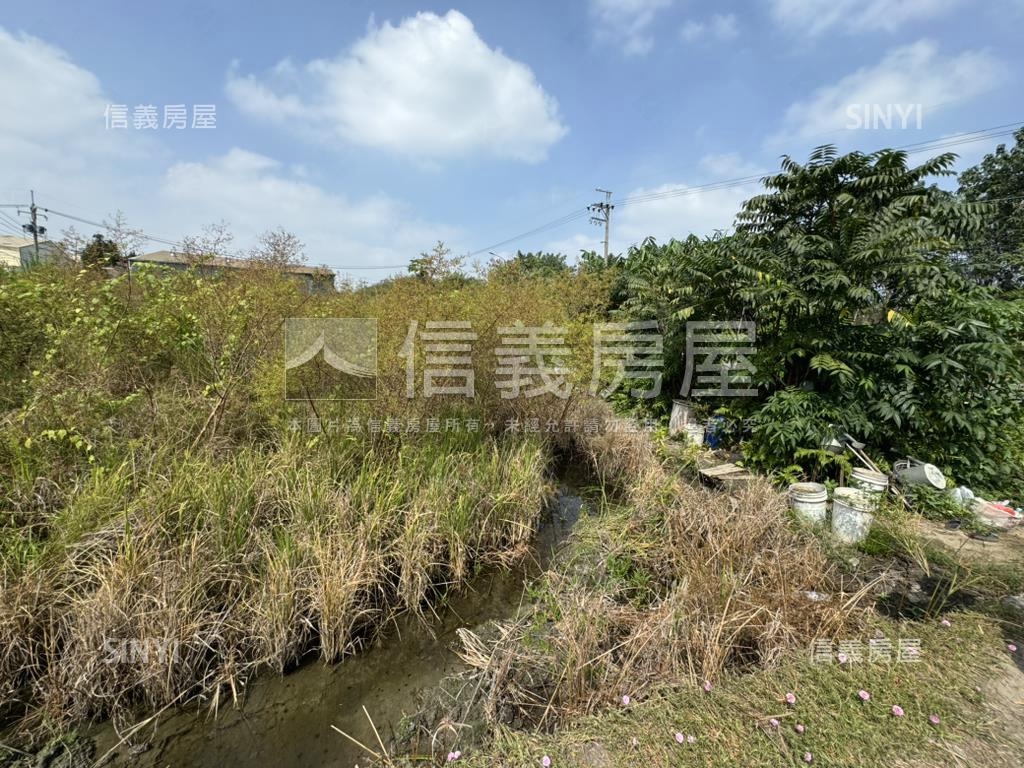 近霧峰四德路朝南角地房屋室內格局與周邊環境