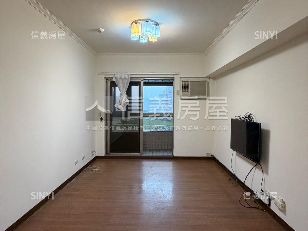 琉森公園明亮兩房房屋室內格局與周邊環境