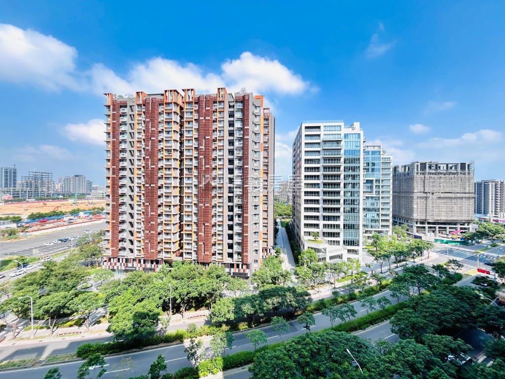 近國泰廣場宜雄湛房屋室內格局與周邊環境