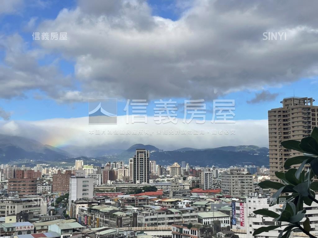 雙捷金鑽山景宅房屋室內格局與周邊環境