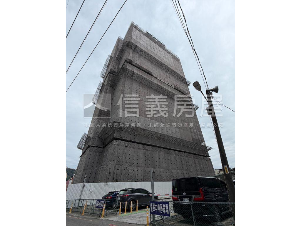 預售稀有仁基京品一房！房屋室內格局與周邊環境