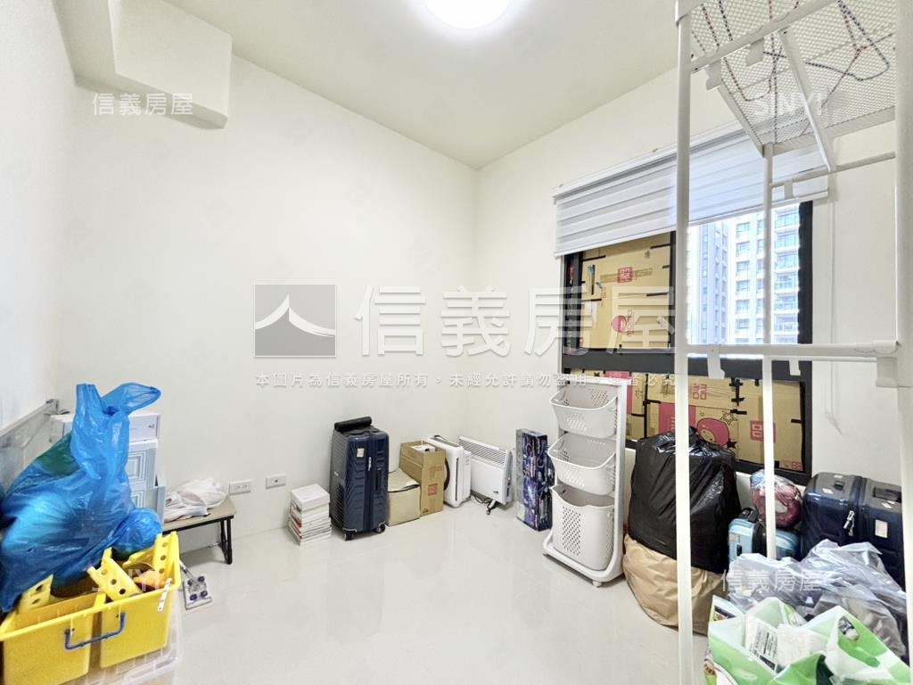 大河戀面河岸四房平車房屋室內格局與周邊環境