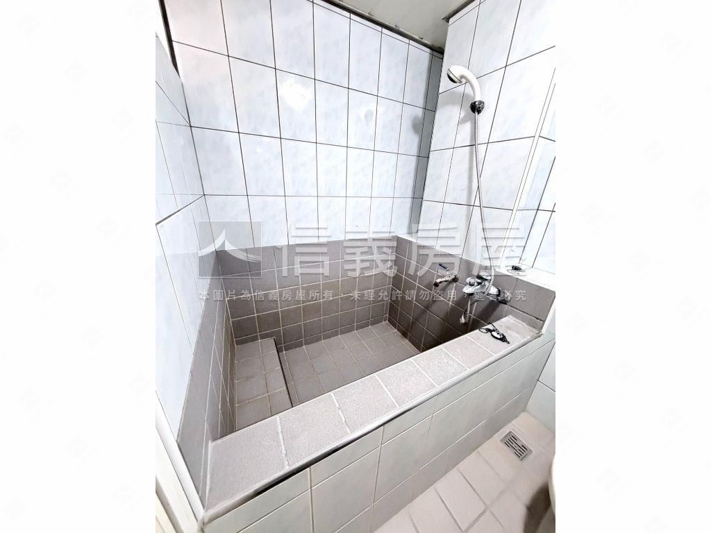 ☼低總價。陽光溫泉小套房房屋室內格局與周邊環境