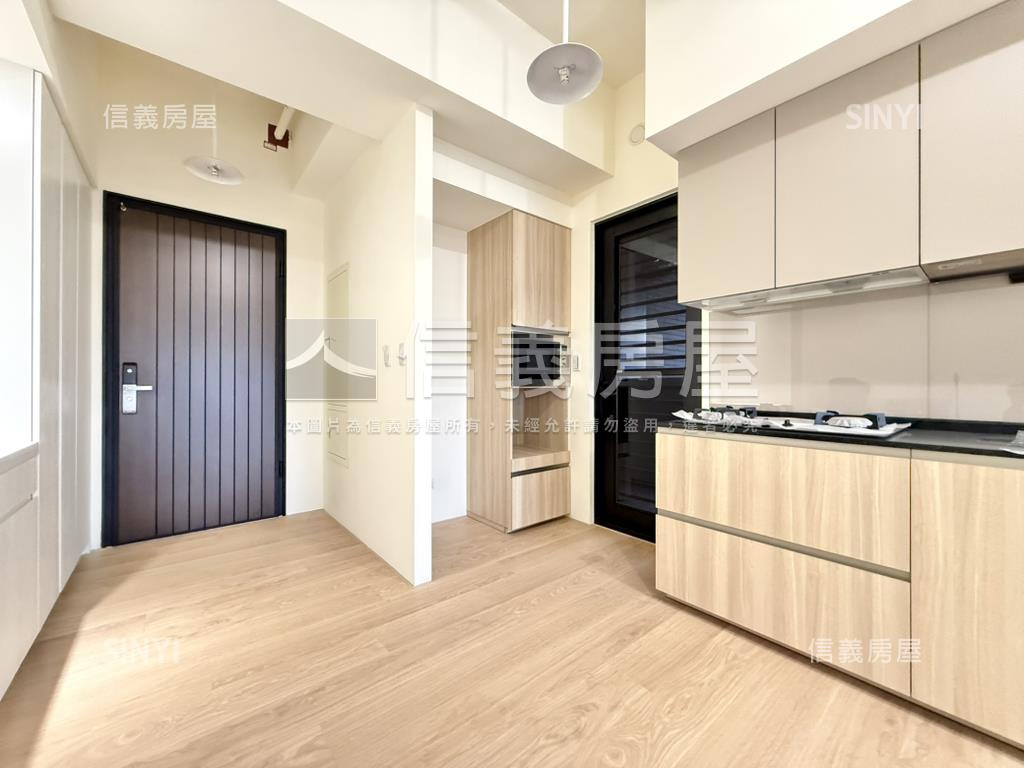 七期Ｖ市政頂樓視野美３房房屋室內格局與周邊環境