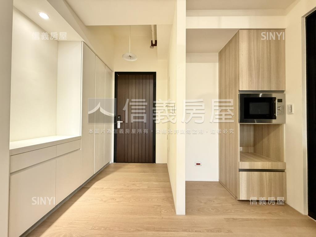 七期Ｖ市政頂樓視野美３房房屋室內格局與周邊環境