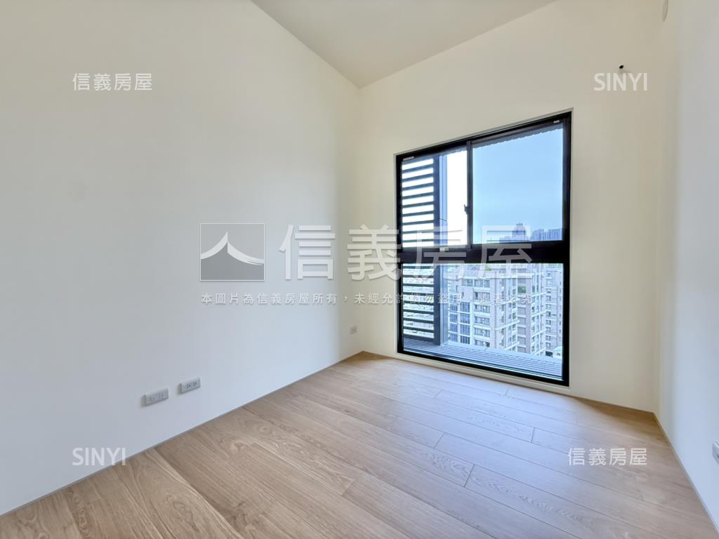 七期Ｖ市政頂樓視野美３房房屋室內格局與周邊環境