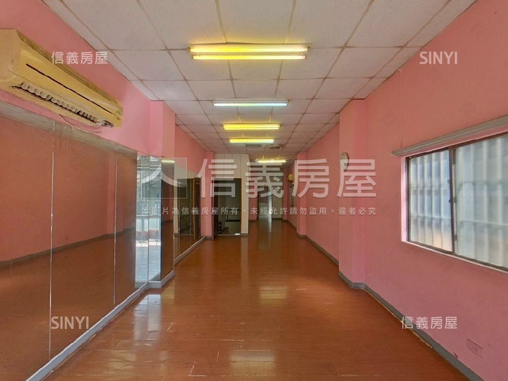 青雲法院旁。有土斯有財房屋室內格局與周邊環境