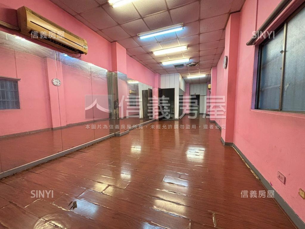 青雲法院旁。有土斯有財房屋室內格局與周邊環境