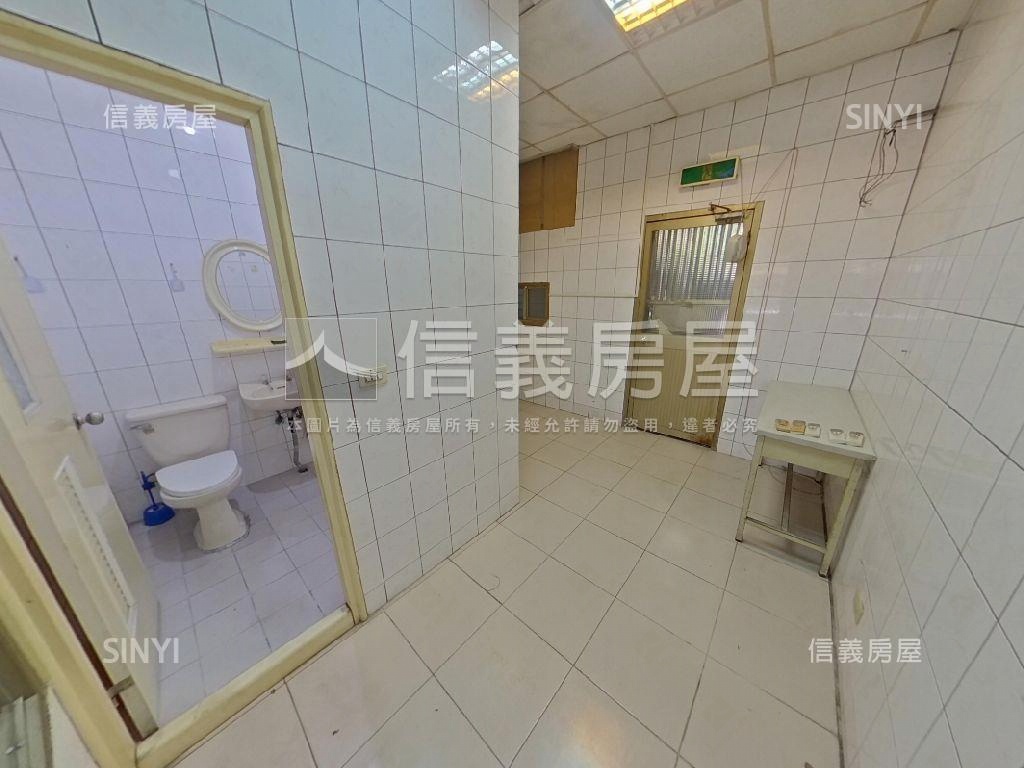 青雲法院旁。有土斯有財房屋室內格局與周邊環境