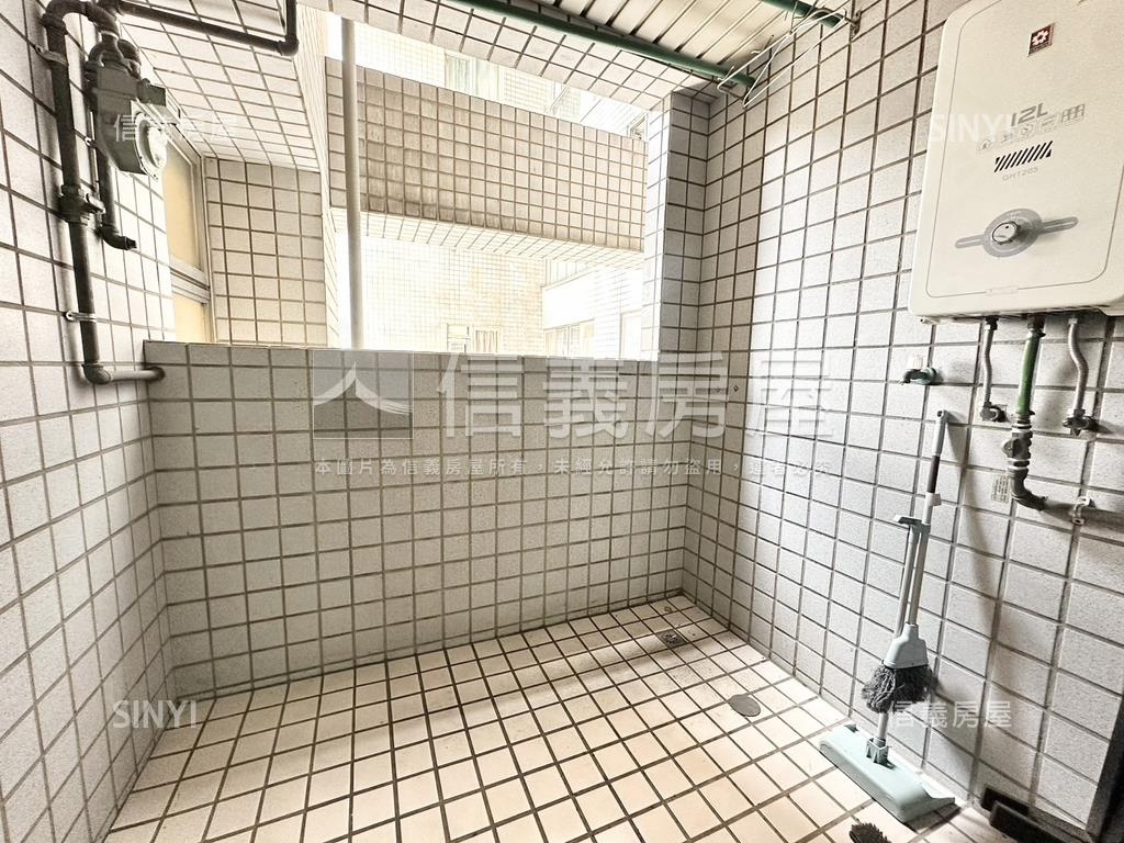 新埔邊間１０１景觀三房房屋室內格局與周邊環境