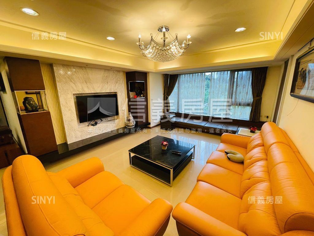 高質感富人區大三房坡車房屋室內格局與周邊環境