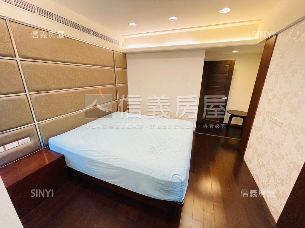 高質感富人區大三房坡車房屋室內格局與周邊環境