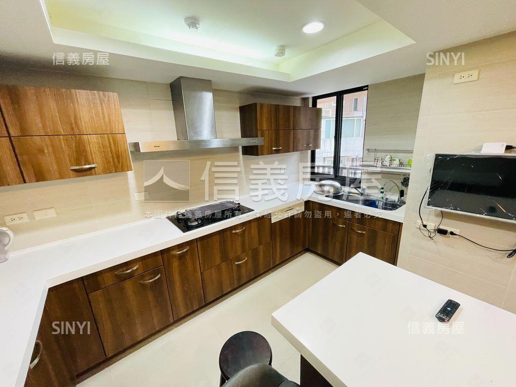 高質感富人區大三房坡車房屋室內格局與周邊環境