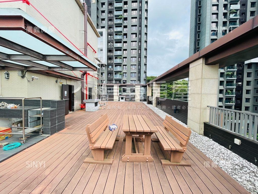 高質感富人區大三房坡車房屋室內格局與周邊環境