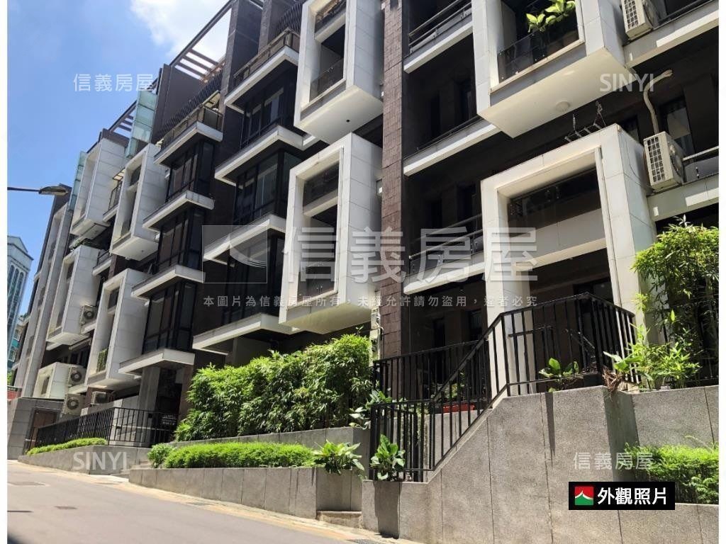 【新接】電梯露臺平面車位房屋室內格局與周邊環境