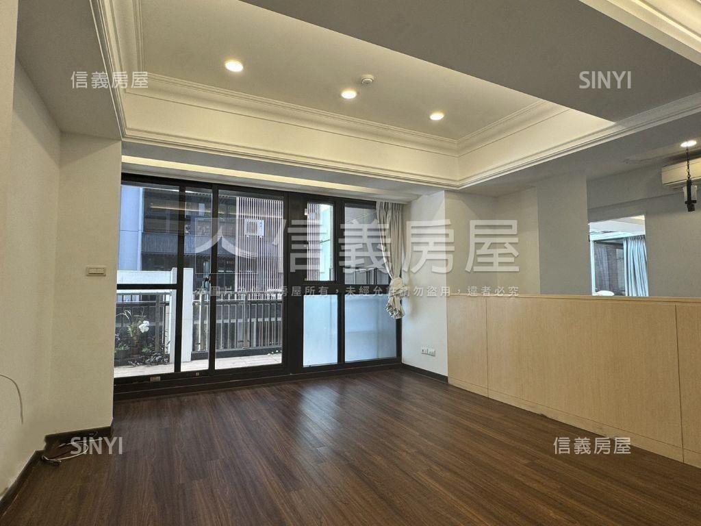 【新接】電梯露臺平面車位房屋室內格局與周邊環境