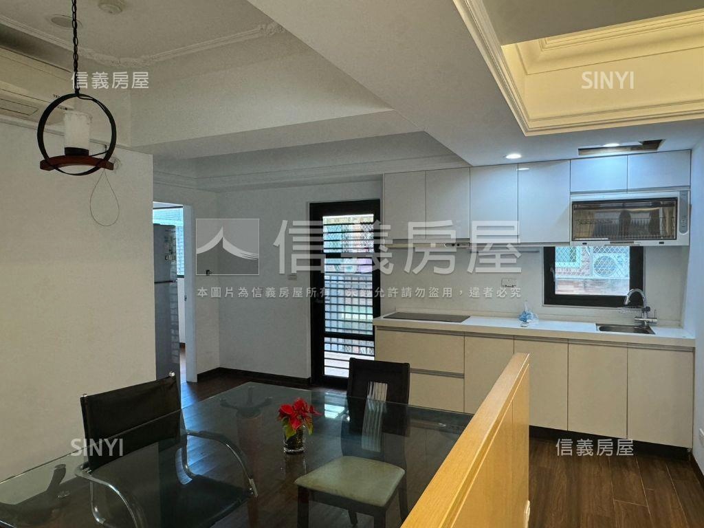 【新接】電梯露臺平面車位房屋室內格局與周邊環境