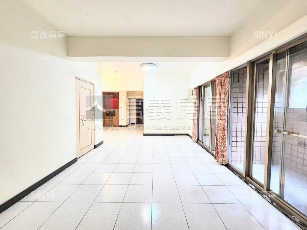 冠倫Ｇ棟３房平車房屋室內格局與周邊環境