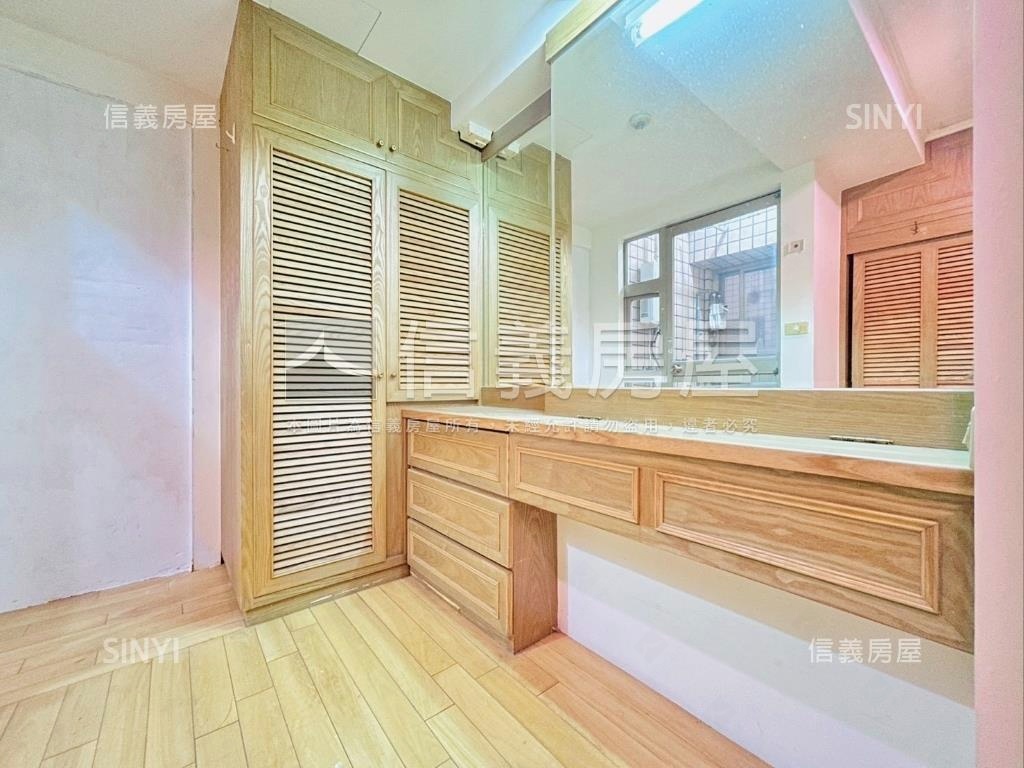 冠倫Ｇ棟３房平車房屋室內格局與周邊環境