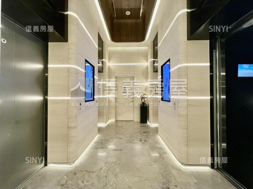 ＴＯＰ１商辦露臺戶讚房屋室內格局與周邊環境