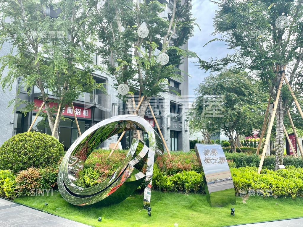 登陽城之華三房平車裝潢戶房屋室內格局與周邊環境