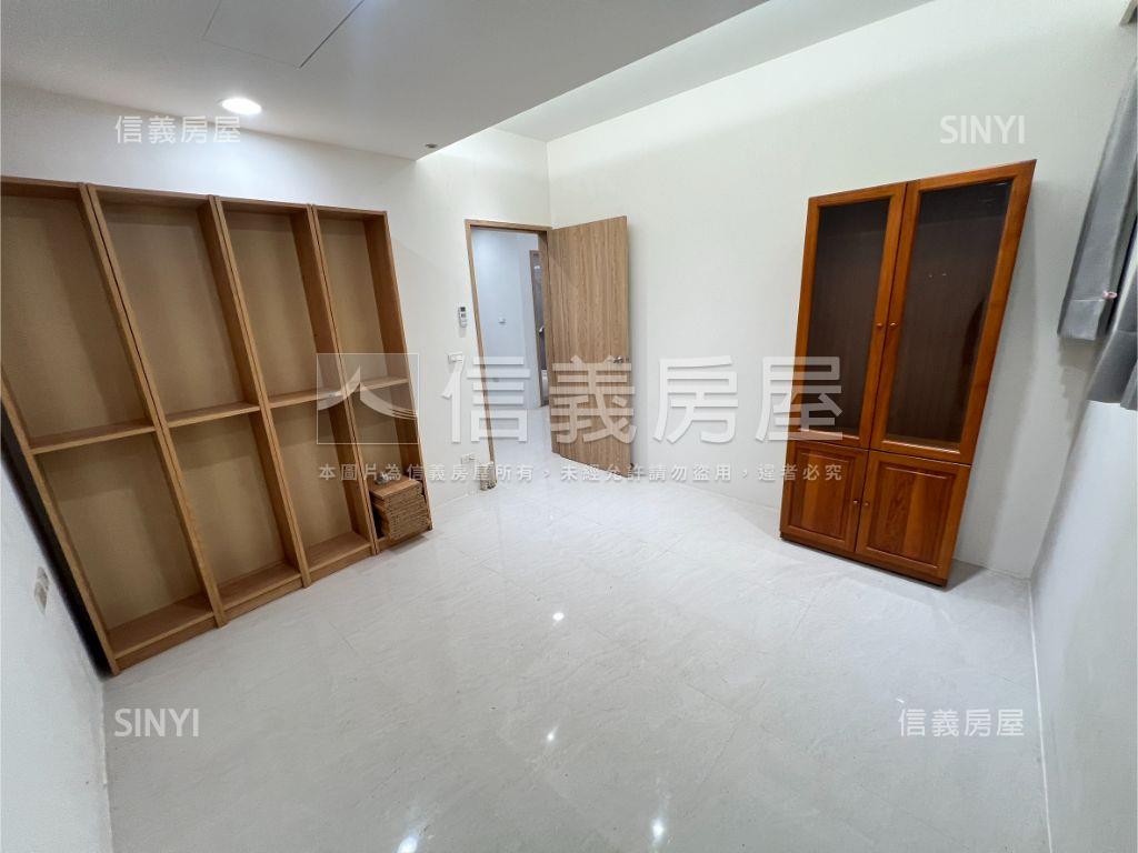 白雲山莊精品裝潢美屋房屋室內格局與周邊環境