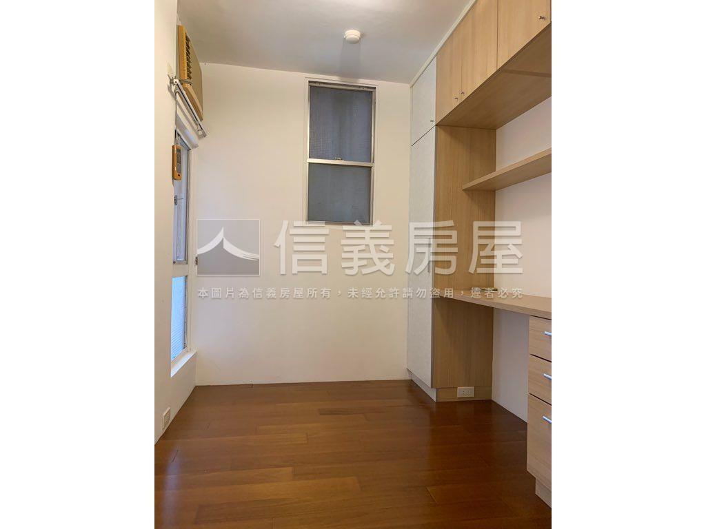 專任龍門金華安森住家電梯房屋室內格局與周邊環境