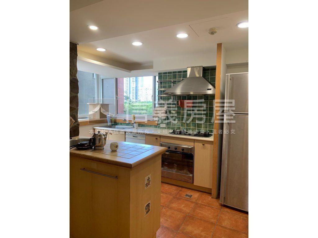 專任龍門金華安森住家電梯房屋室內格局與周邊環境