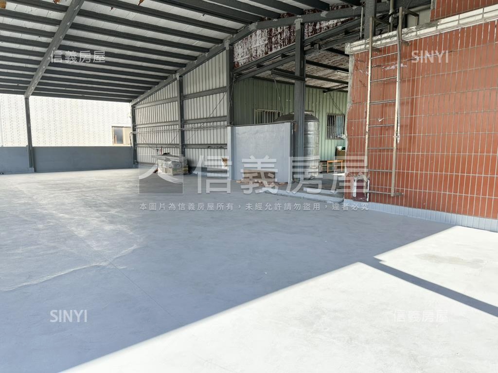 近公園邊間五房大空間房屋室內格局與周邊環境