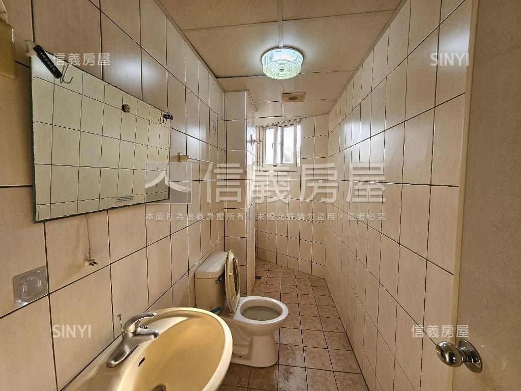正文心南路店套房屋室內格局與周邊環境