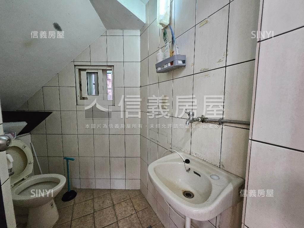 正文心南路店套房屋室內格局與周邊環境
