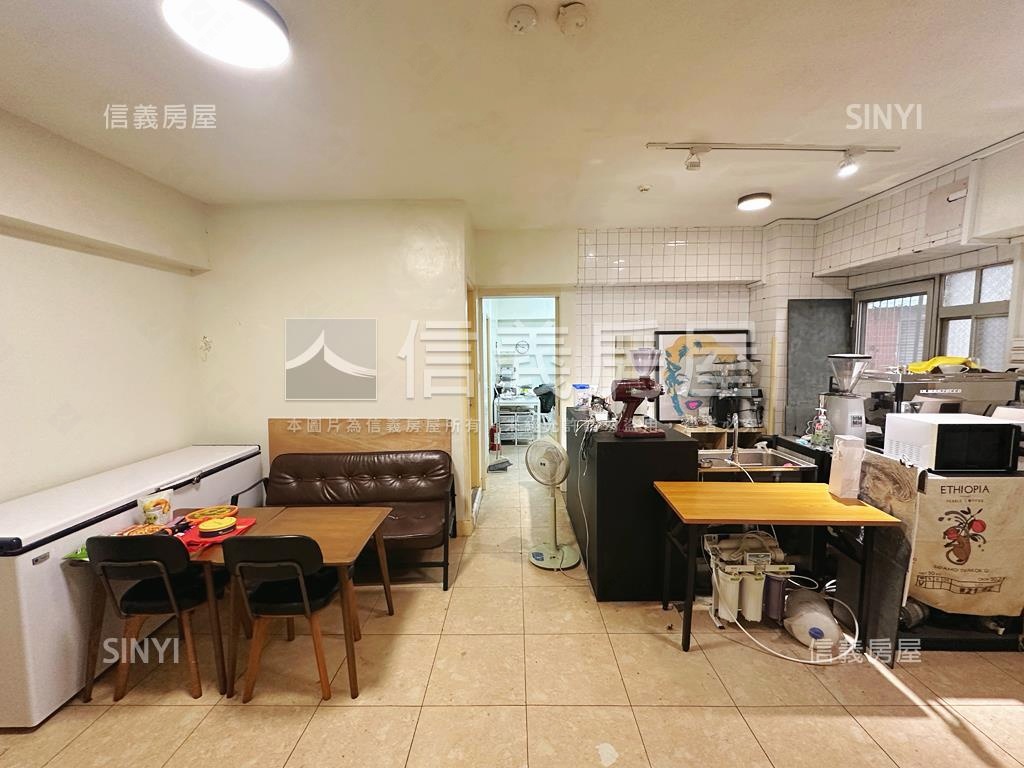 前鋒一樓美邸房屋室內格局與周邊環境