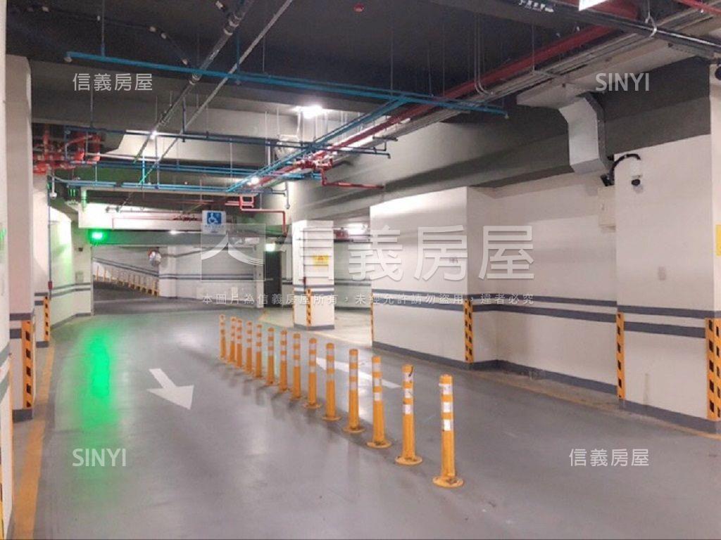 ★冠東城－Ｂ３車位房屋室內格局與周邊環境