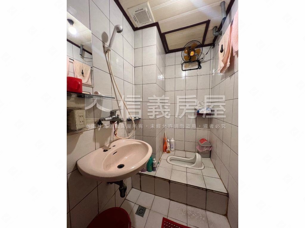 近復興崗捷運便利生活三房房屋室內格局與周邊環境