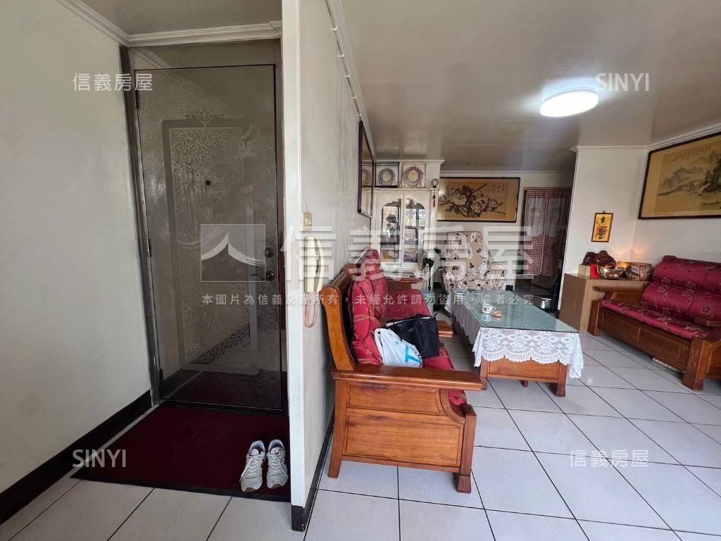 近復興崗捷運便利生活三房房屋室內格局與周邊環境