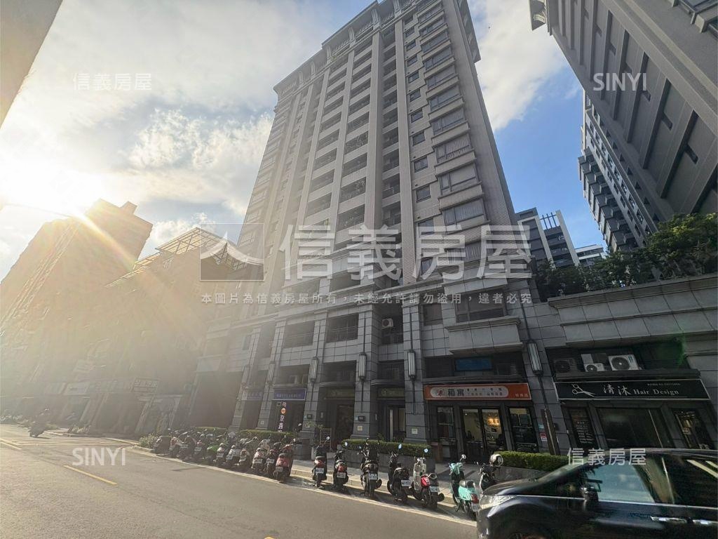 ★華江一品挑高稀有金店★房屋室內格局與周邊環境