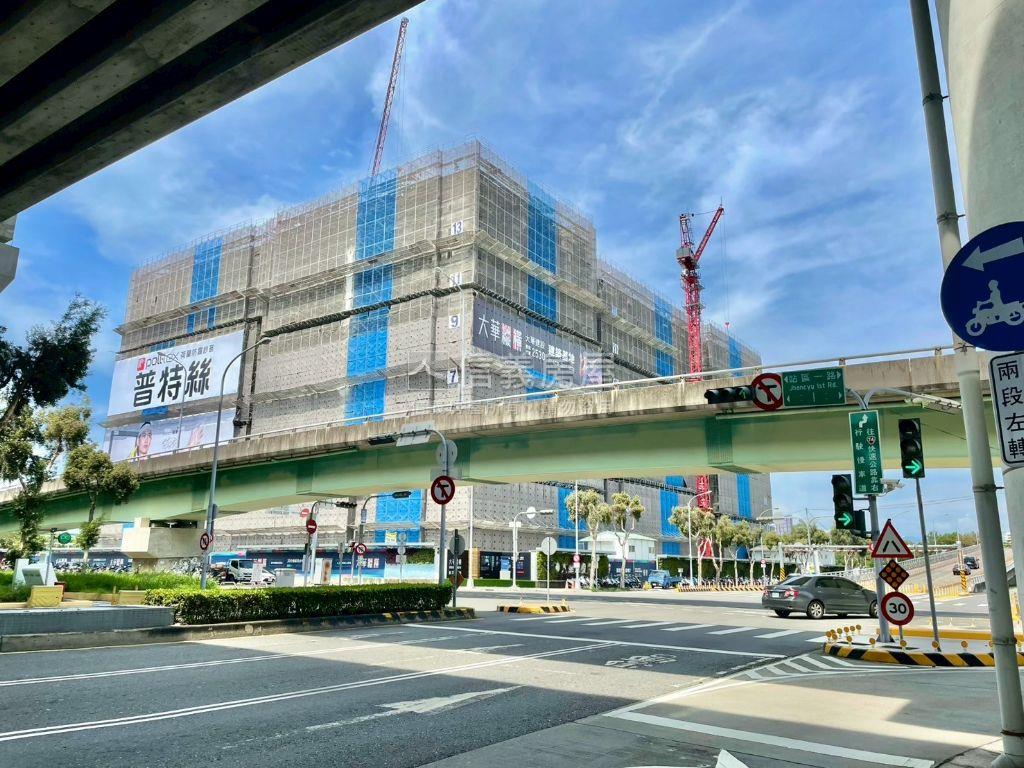 大華縱橫｜Ａ５高樓露台戶房屋室內格局與周邊環境