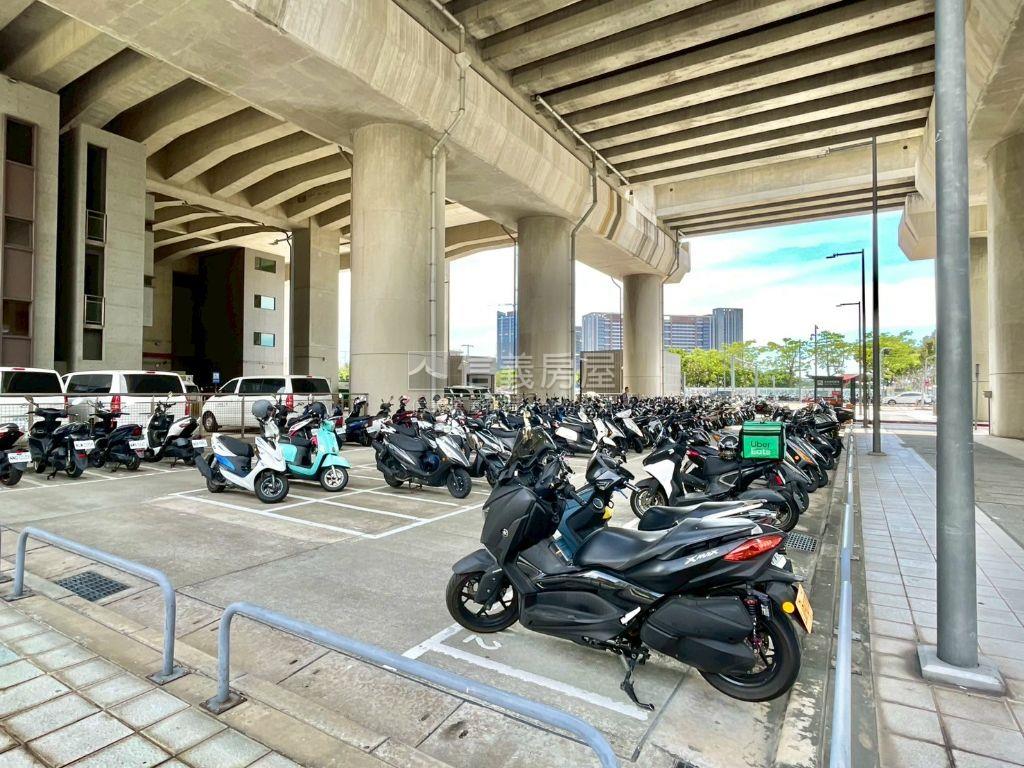 大華縱橫｜Ａ５高樓露台戶房屋室內格局與周邊環境