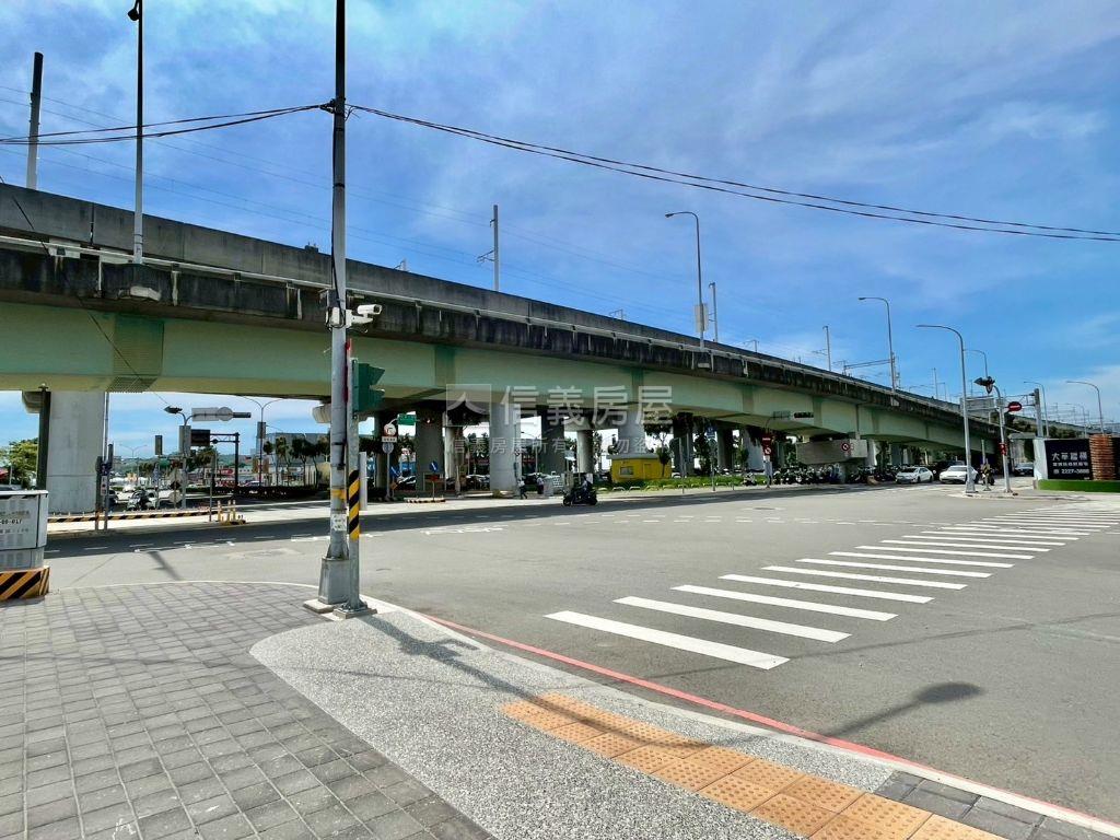 大華縱橫｜Ａ５高樓露台戶房屋室內格局與周邊環境
