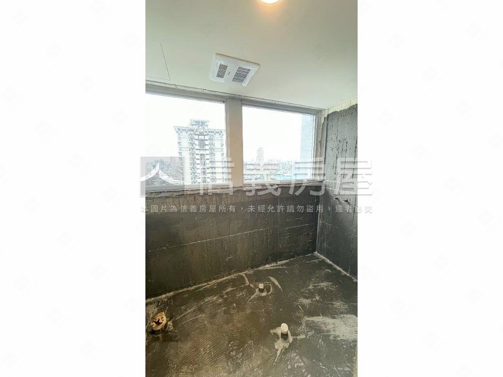 寶舖ＣＡＲＥ高樓１３Ｆ房屋室內格局與周邊環境