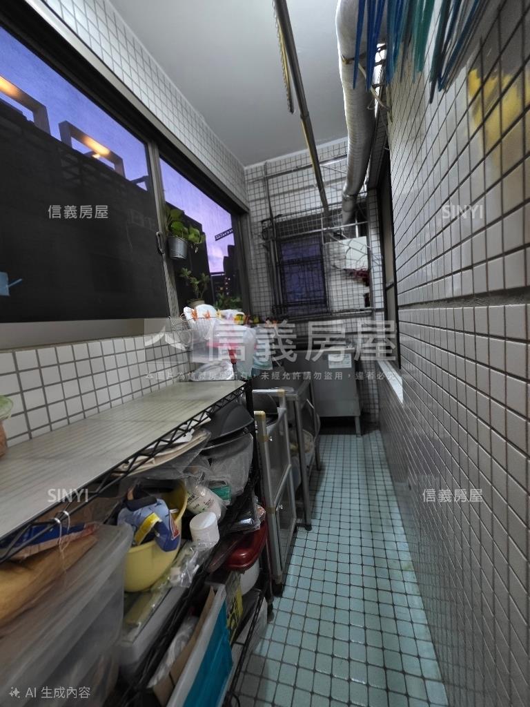 超美裝潢３房雙車位房屋室內格局與周邊環境