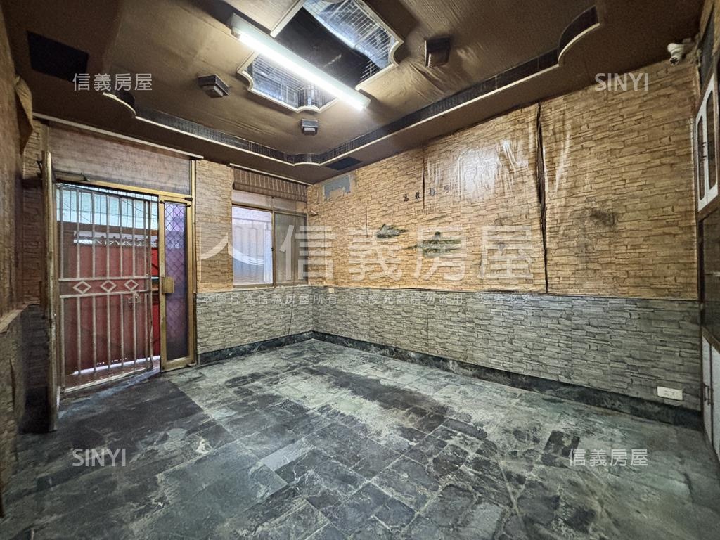 面寬透天‧近凱旋二聖站房屋室內格局與周邊環境